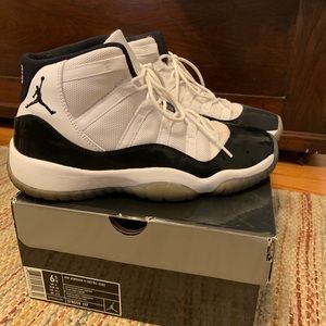 Jordan 11s retro concord gs 6.5